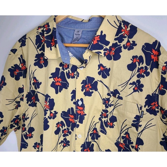 Hurley Men's Short Sleeve Button-Up Shirt XXL Stretch Cotton Blend — EUC - Picture 2 of 7
